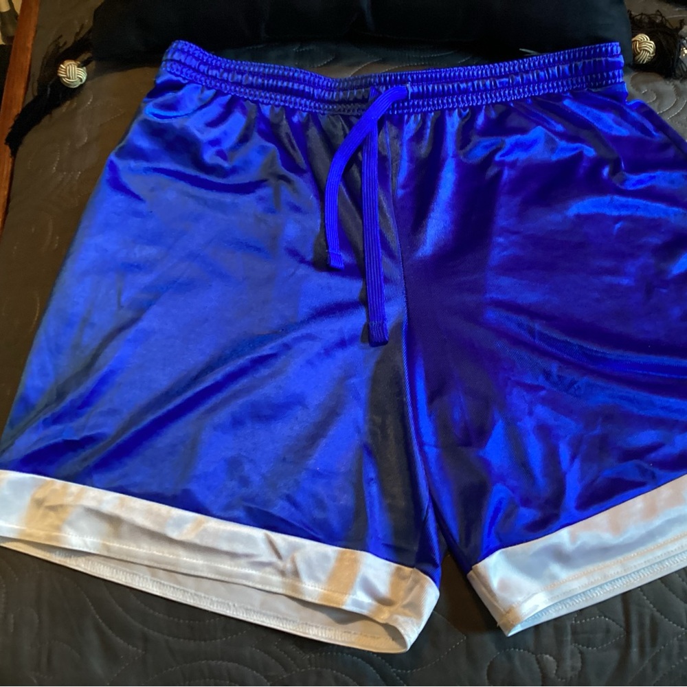 Vintage Danskin Now ladies athletic running shorts, size medium